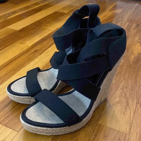 Jean-Michel Cazabat Women’s Black Wedge Heels Size 37 - Picture 1 of 7